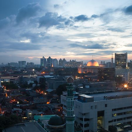 Moevenpick Hotel Jakarta City Centre Екстериор снимка