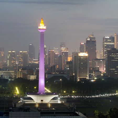 Moevenpick Hotel Jakarta City Centre Екстериор снимка