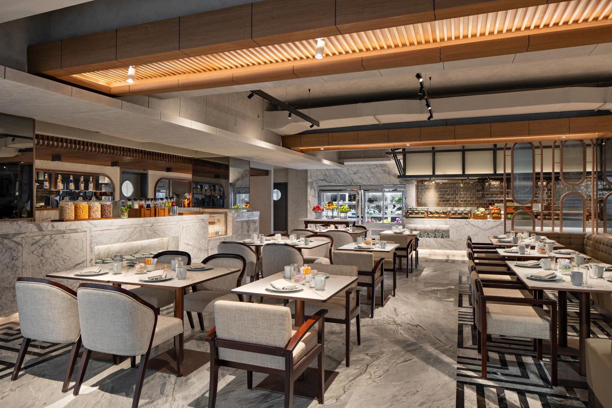 Moevenpick Hotel Jakarta City Centre Екстериор снимка