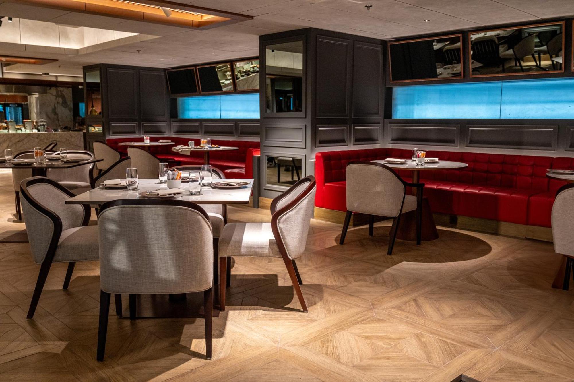 Moevenpick Hotel Jakarta City Centre Екстериор снимка