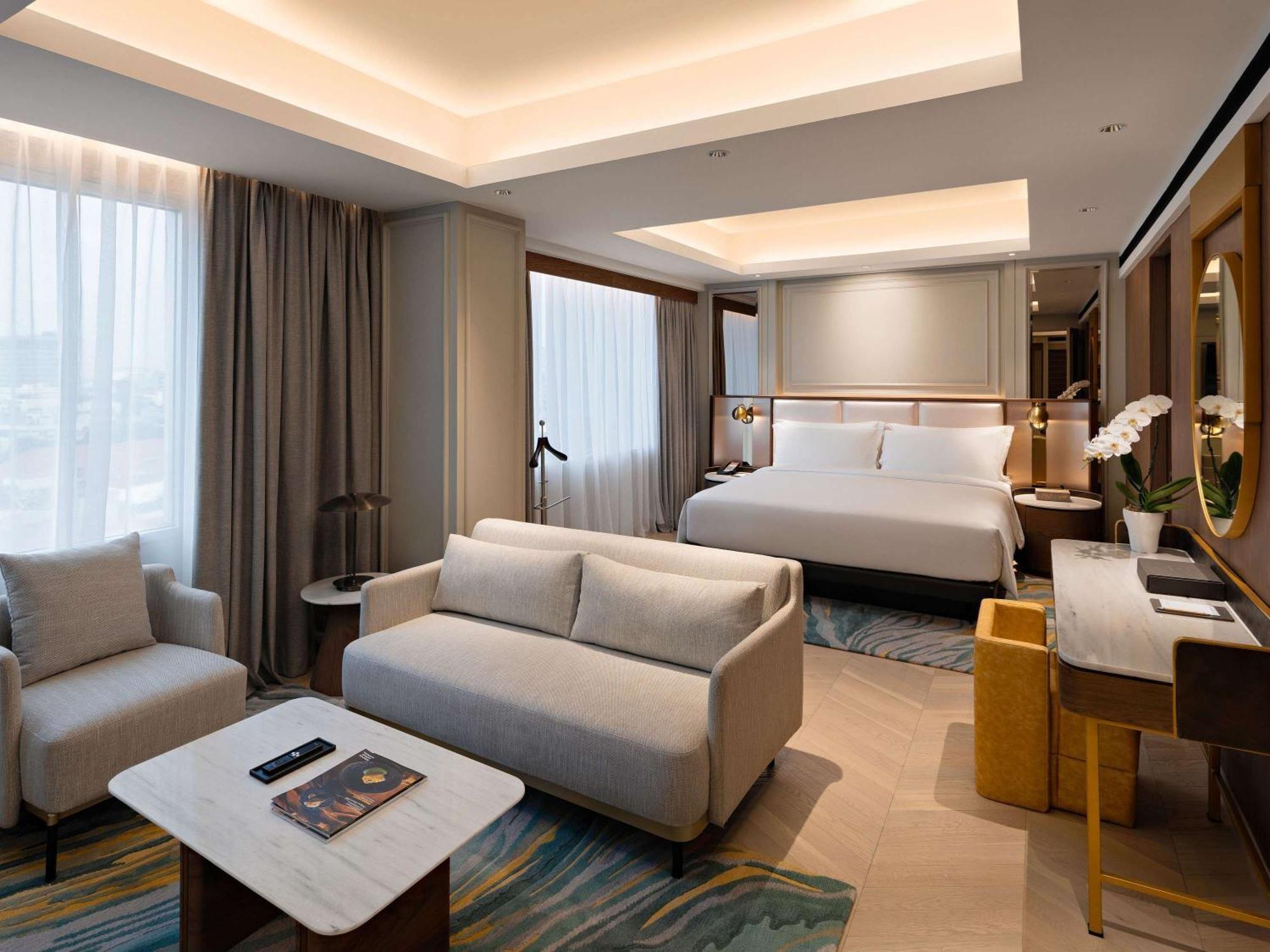 Moevenpick Hotel Jakarta City Centre Екстериор снимка